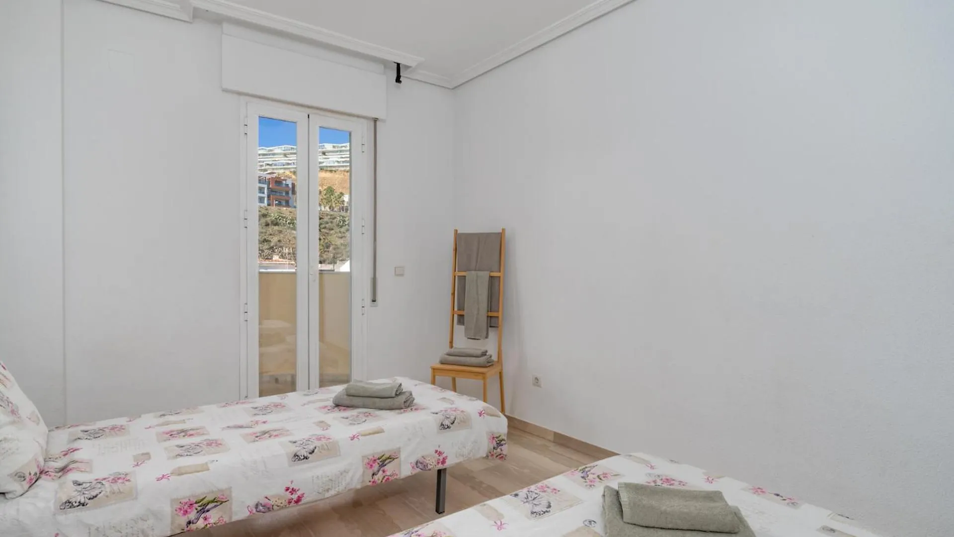 Apartment 3 Bedroom, Sea Front & Sea View, Plunge Pool Fuengirola Spain